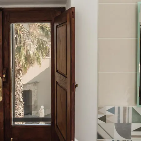 Palazzo Policastri 3*